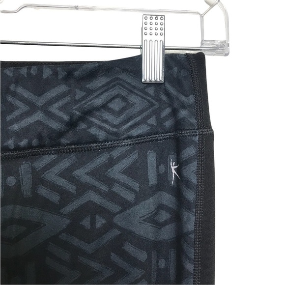 Danskin Now Dri More Black Gray Geo Print Leggings Small - Picture 7 of 10